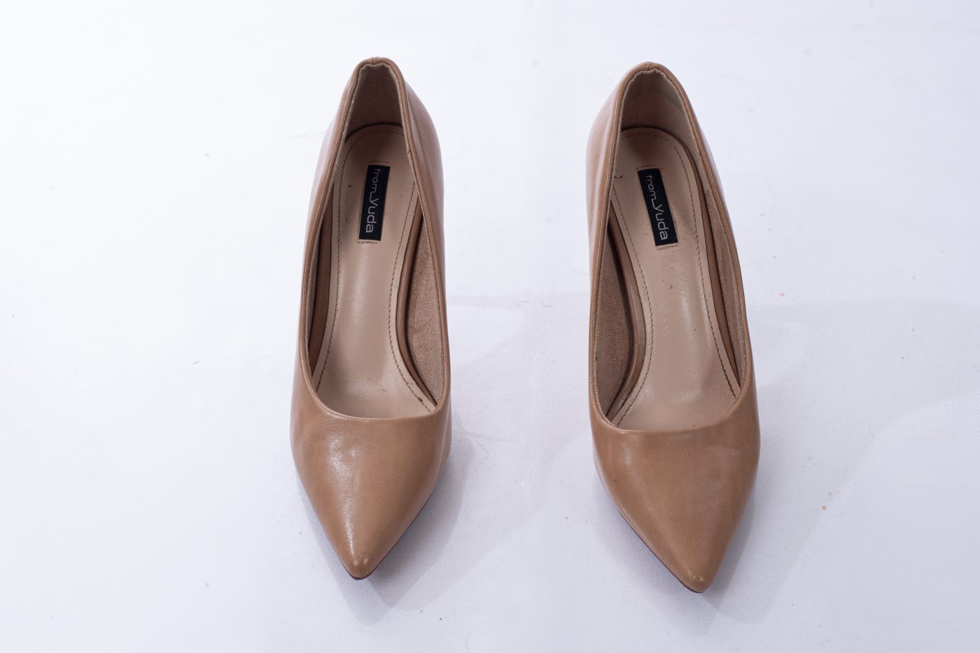 escarpins en cuir nude FROM YUDA